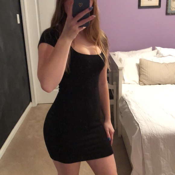 Black pretty little thing square neck bodycon mini dress - Picture 2 of 5